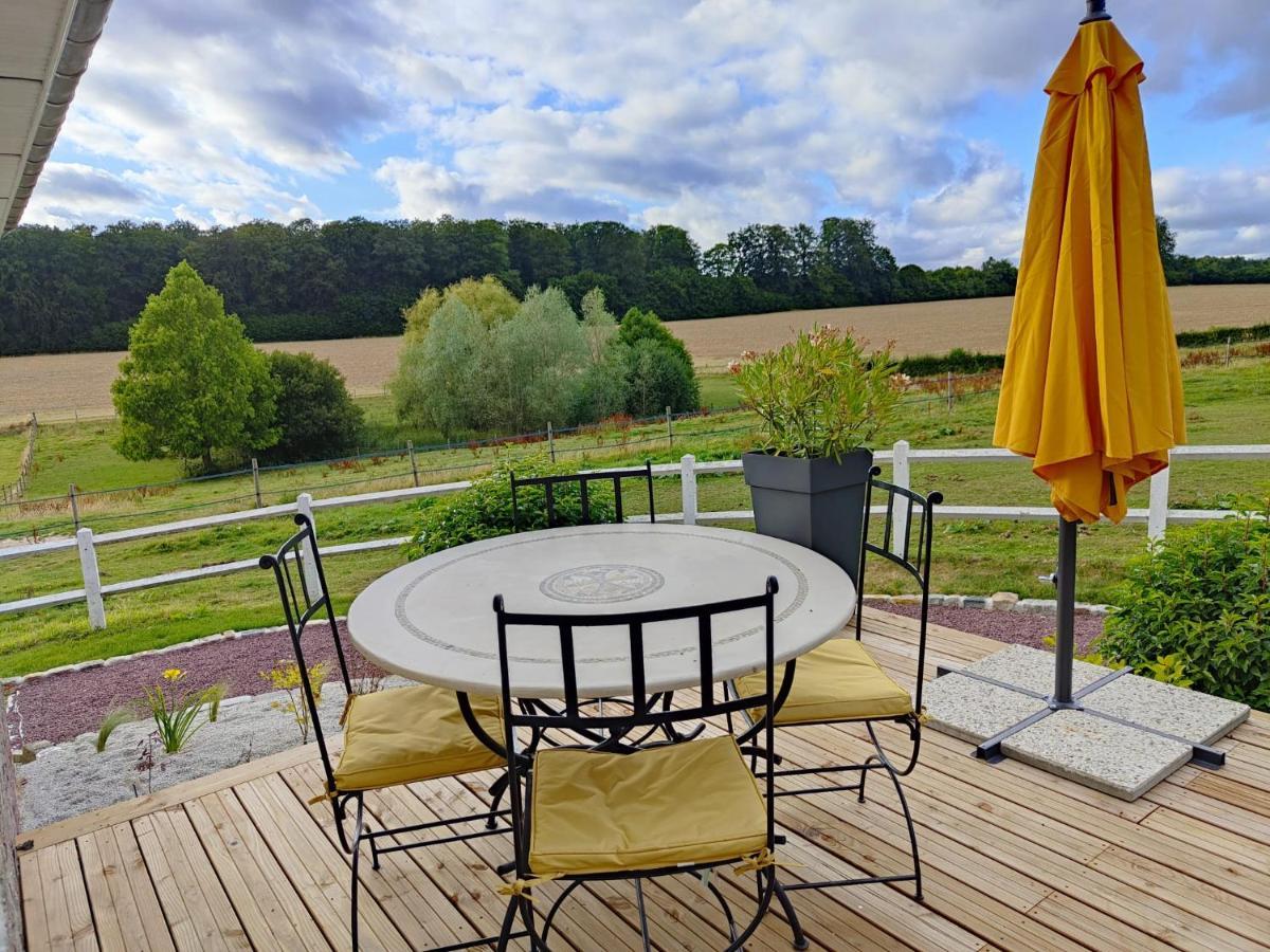 Gite Equestre. Ferme Des Essarts Maucomble Exterior photo