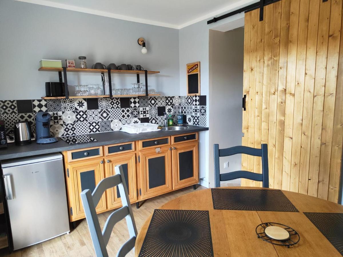 Gite Equestre. Ferme Des Essarts Maucomble Exterior photo